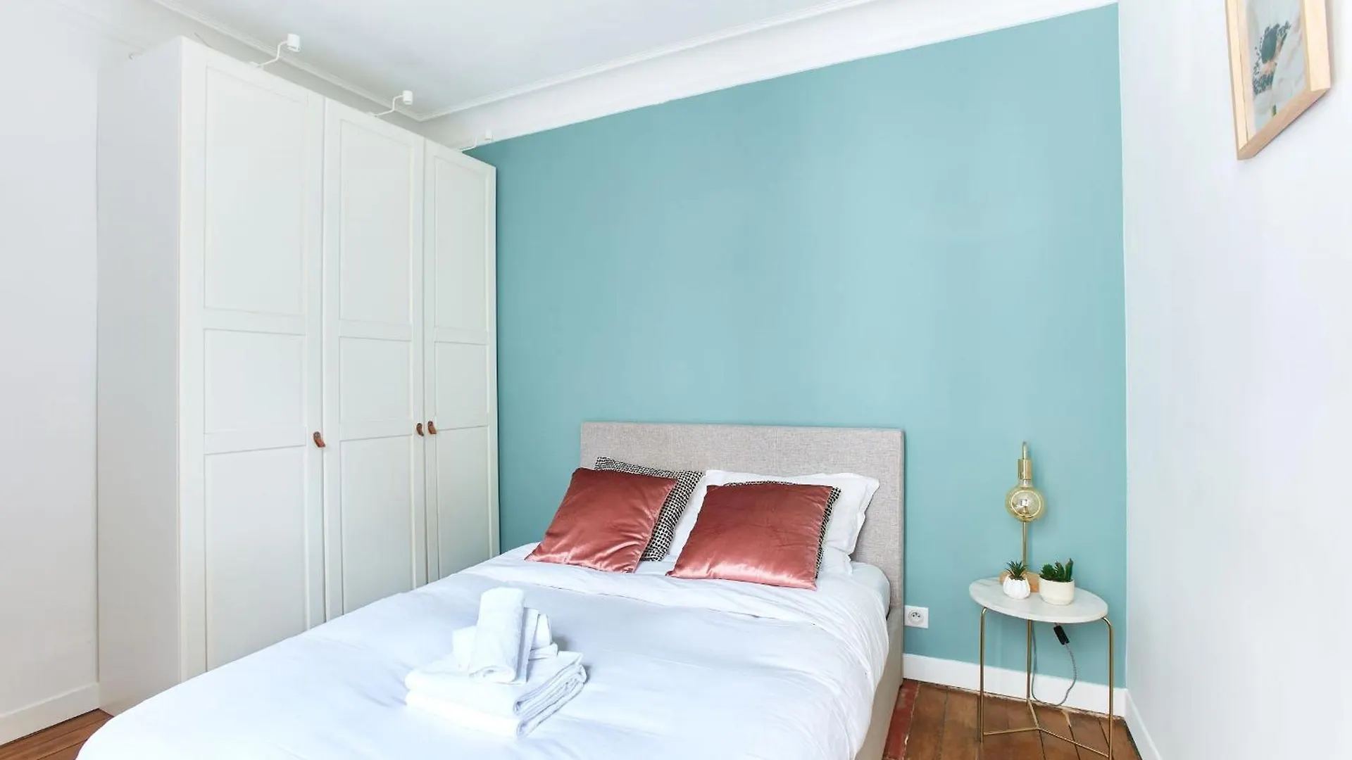 Montmartre & Rue Durantin - 1br - Cityapartmentstay Apartment