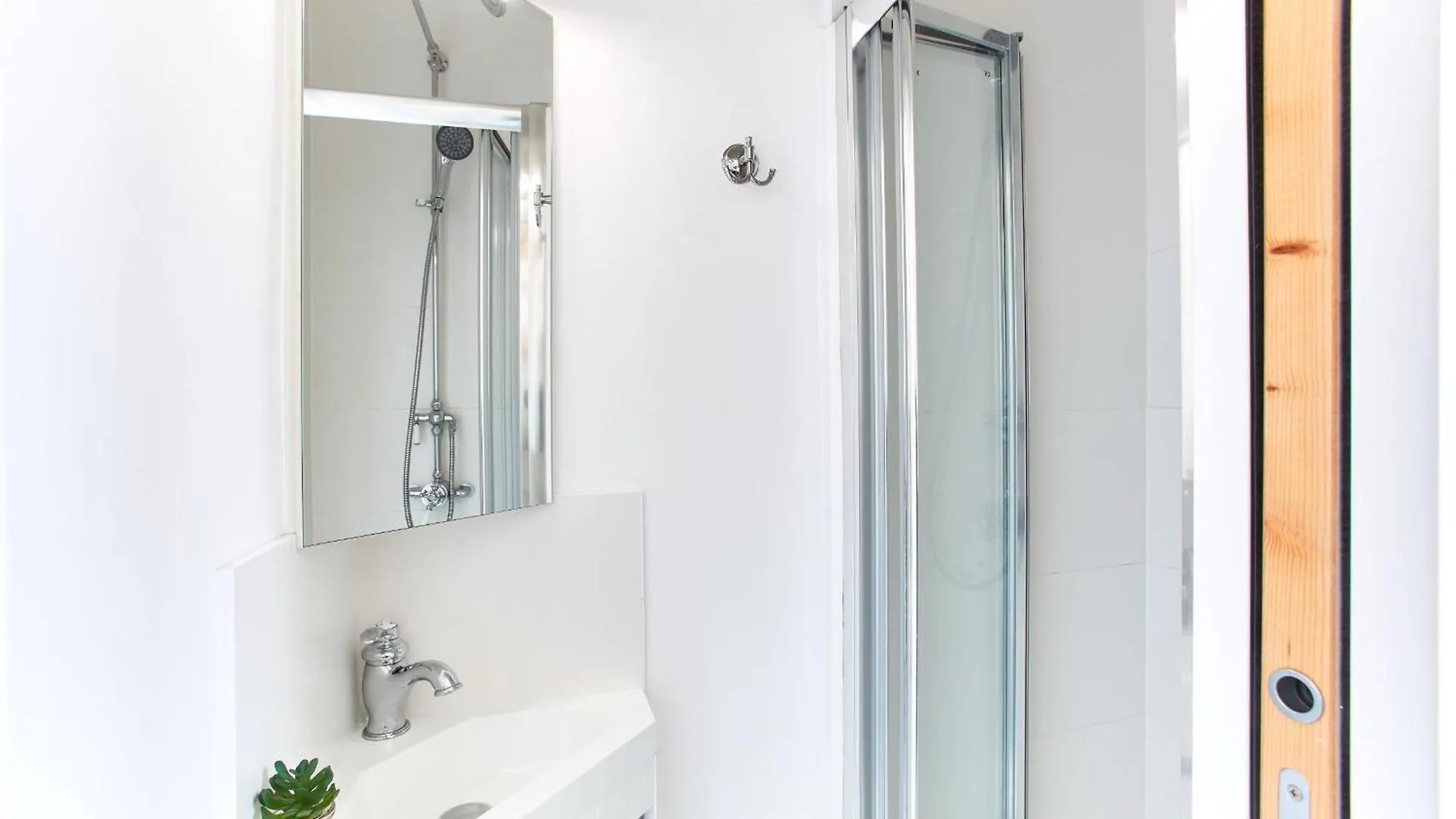 Montmartre & Rue Durantin - 1br - Cityapartmentstay Paris